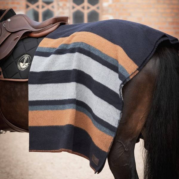 Hovedbilde Lippo Ullteppe Edinburgh 